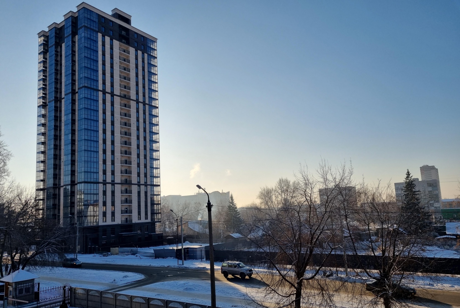 В ТРОЙКЕ ПЕРВЫХ