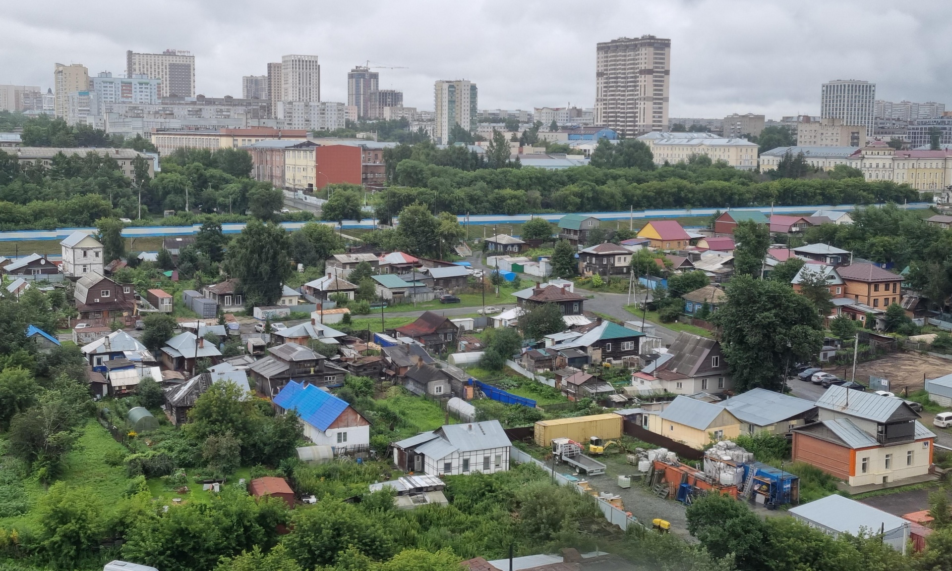 ДОГОВОРЫ КРТ: ОДИН ПОДПИСАН, ТРИ В УМЕ