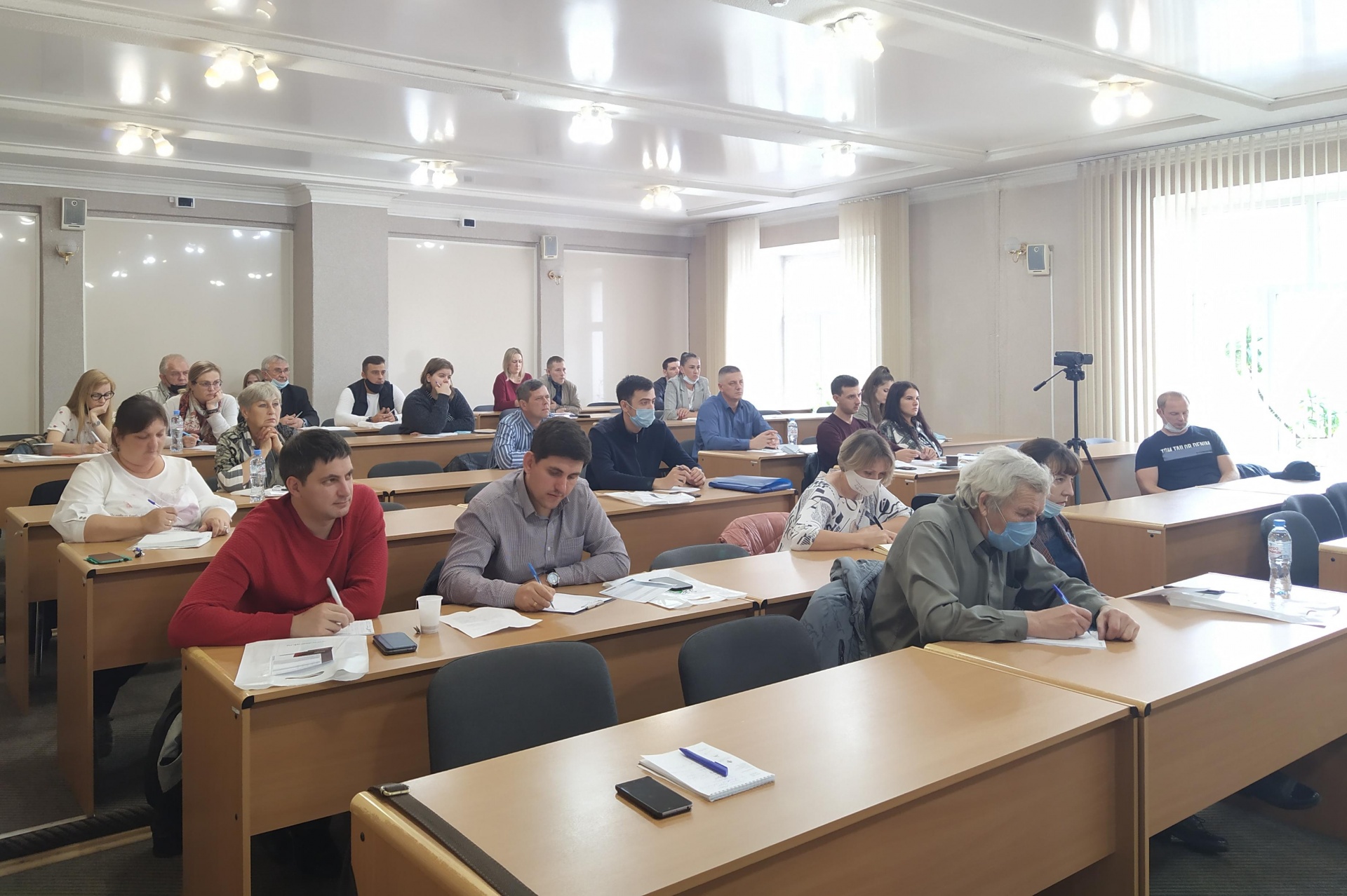 ДАВАЙТЕ БЕЗ КРОВИ
