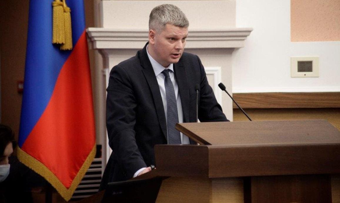 ИЗМЕНЕНИЯ В РУКОВОДСТВЕ 