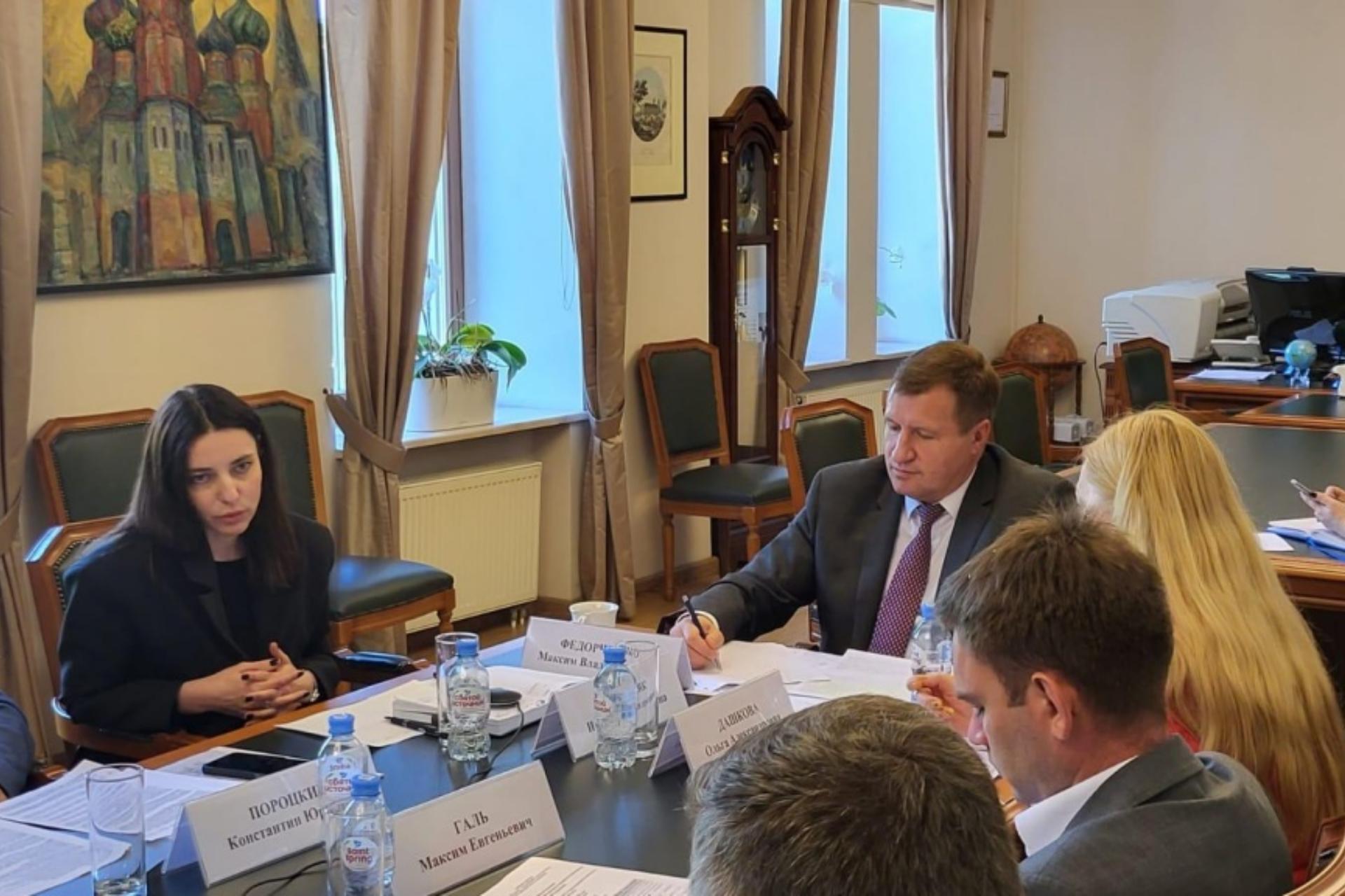 РАЗОГНАТЬ ТУЧИ НАД СТРОИТЕЛЬСТВОМ