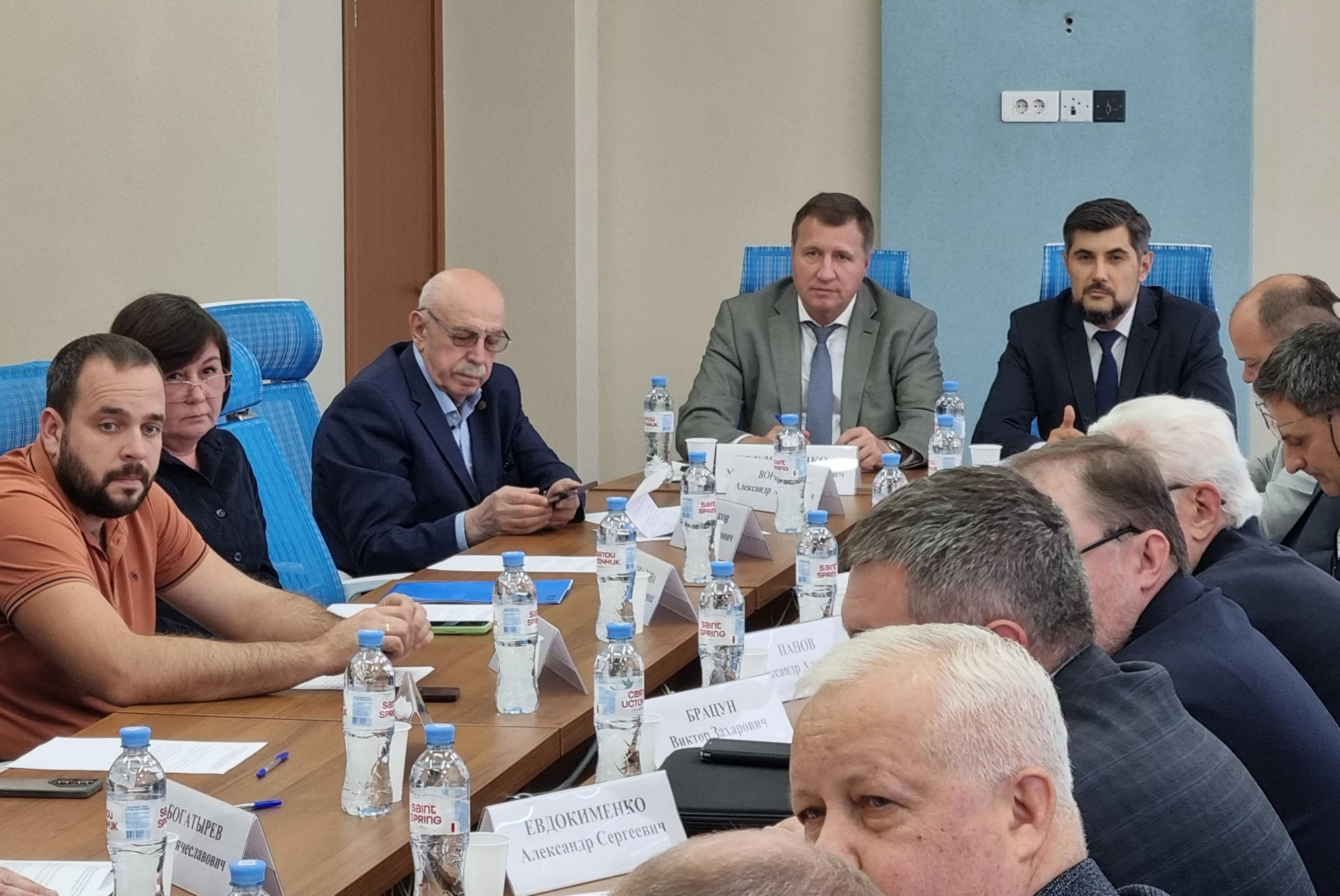 ЭКСПЕРТИЗА ДОЛГАЯ, ДОМА – БЕЗ ДОКУМЕНТОВ